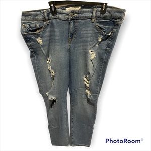 TORRID Distressed Straight Leg Jeans Size 22